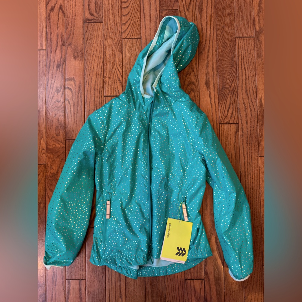 NWT Target brand All in Motion Children’s Teal Windbreaker size S 6/6X